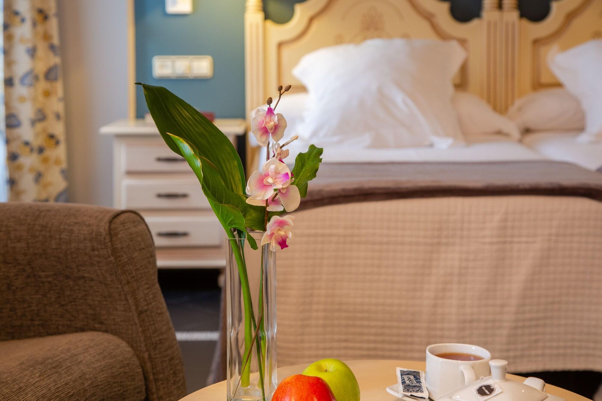Hotel Palacio De La Vinona オビエド エクステリア 写真
