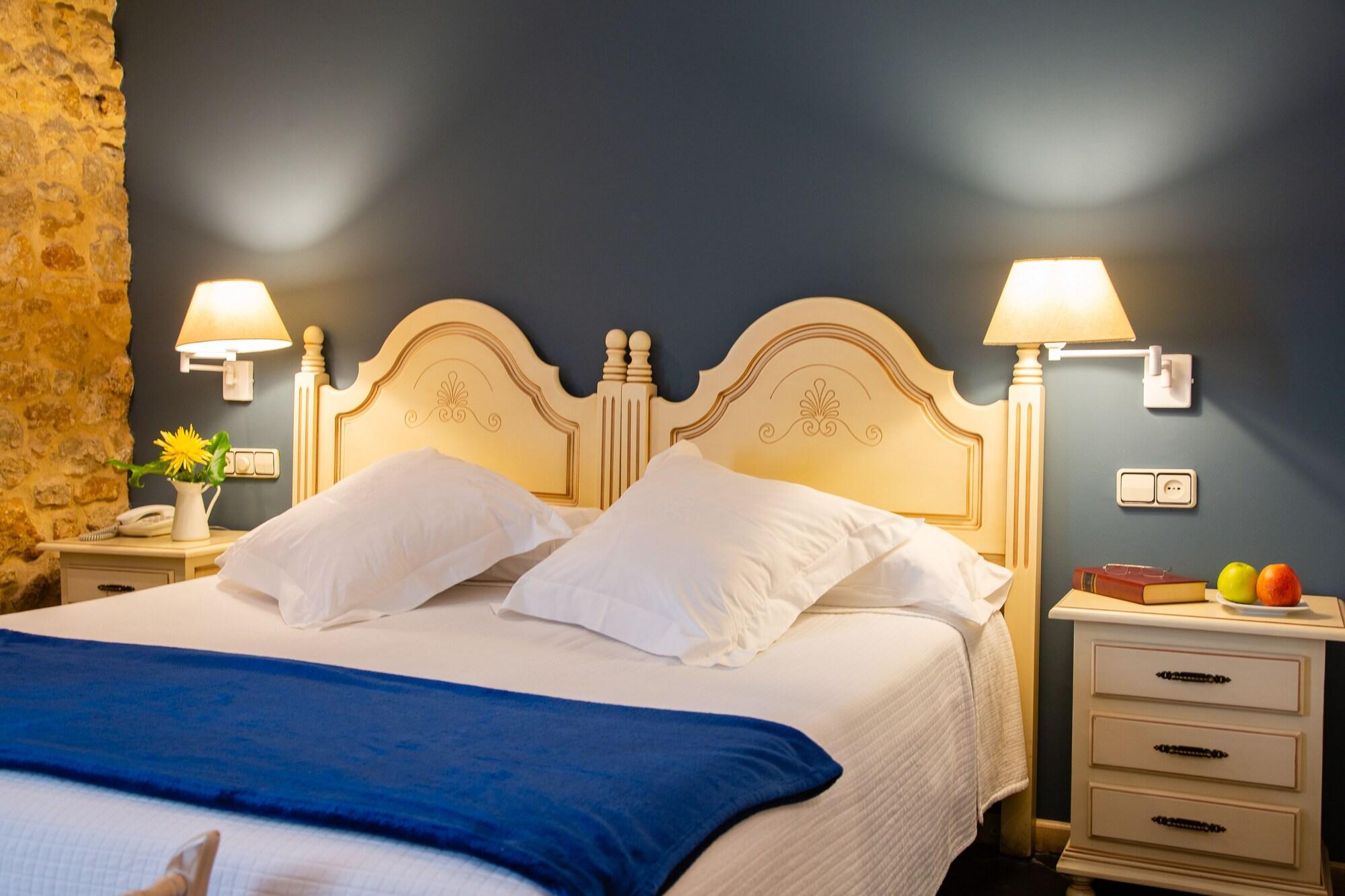 Hotel Palacio De La Vinona オビエド エクステリア 写真