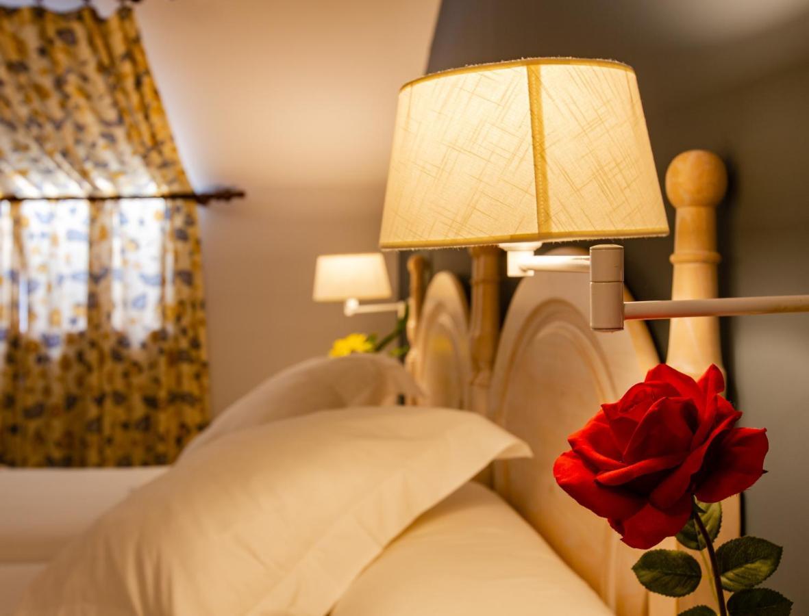 Hotel Palacio De La Vinona オビエド エクステリア 写真