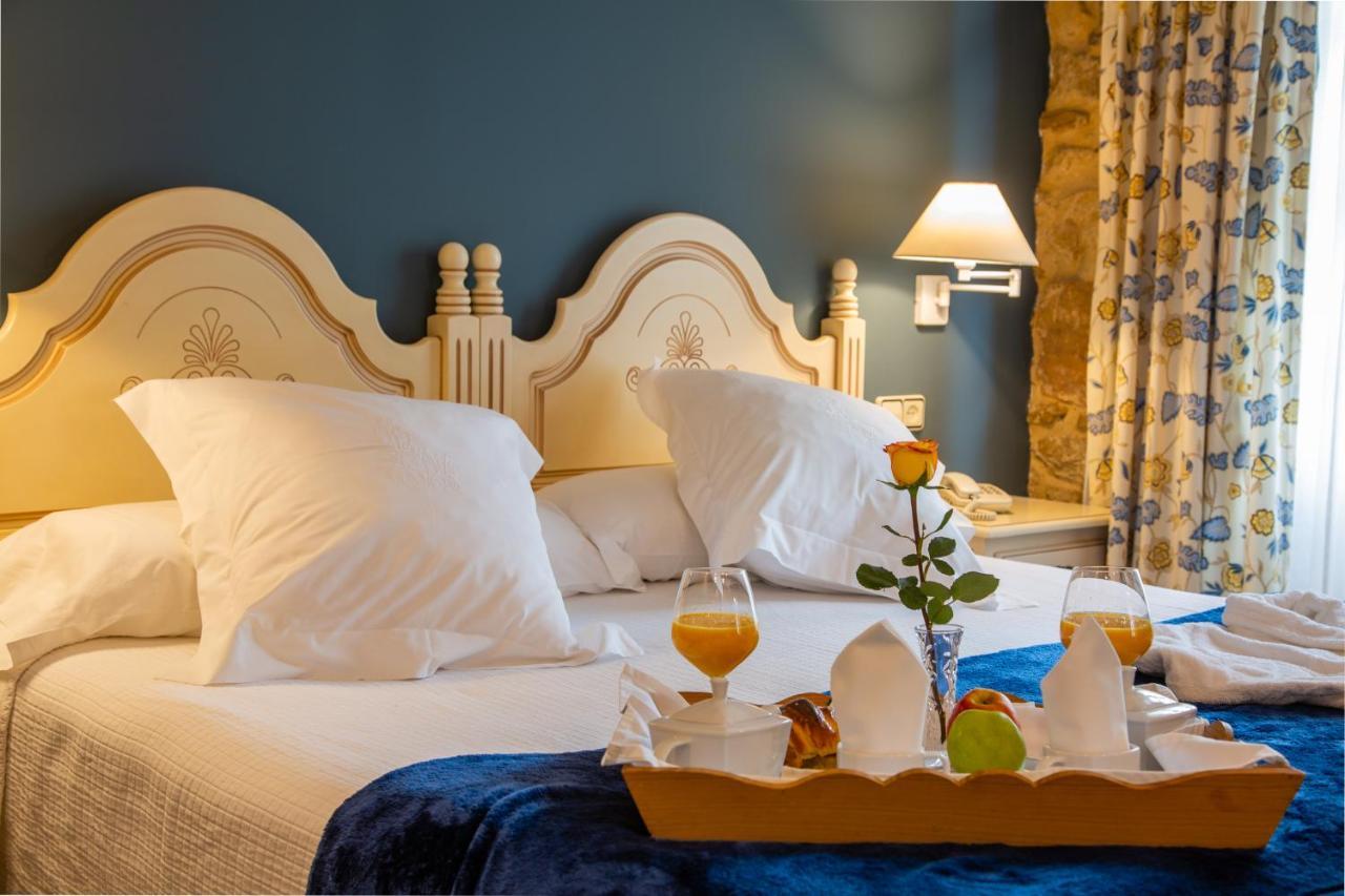 Hotel Palacio De La Vinona オビエド エクステリア 写真