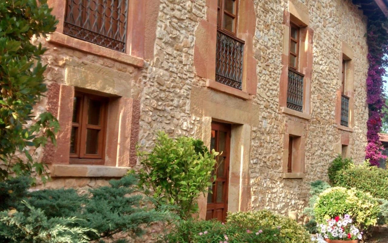 Hotel Palacio De La Vinona オビエド エクステリア 写真